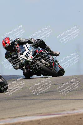 media/Aug-13-2023-CRA (Sun) [[1cfc37a6fb]]/Race 14 F40 Heavyweight/Race/